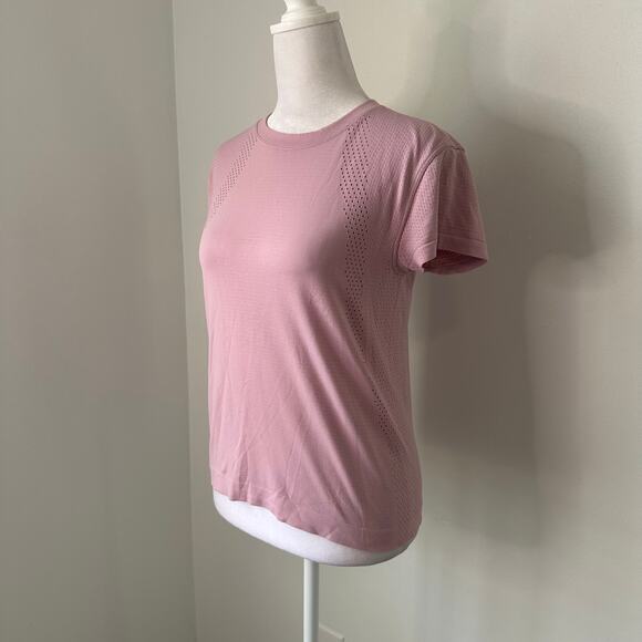 Lululemon Swiftly Tech light pink short-sleeve crewneck tee size 4 - Picture 3 of 11